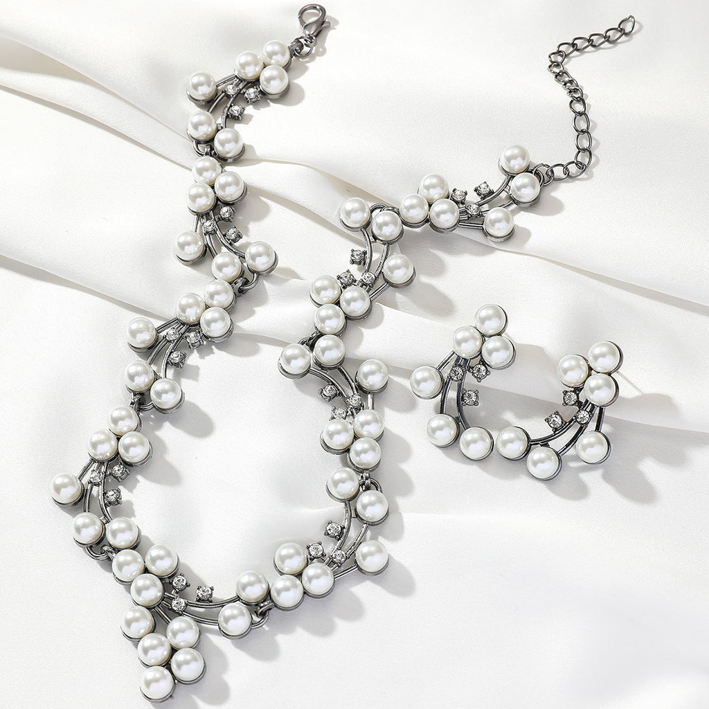 Pearl & Rhinestone Earring and Necklace Set