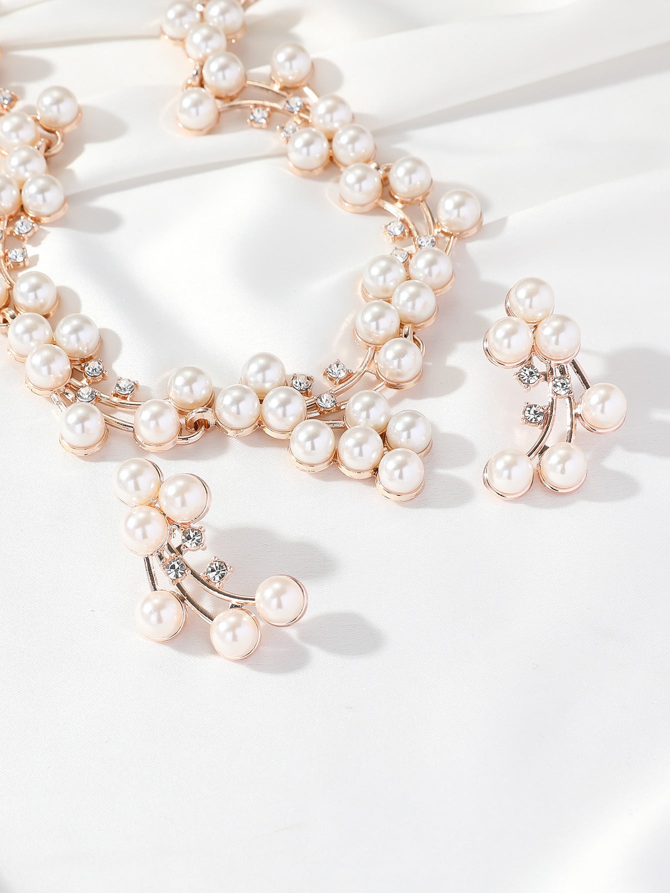 Pearl & Rhinestone Earring and Necklace Set